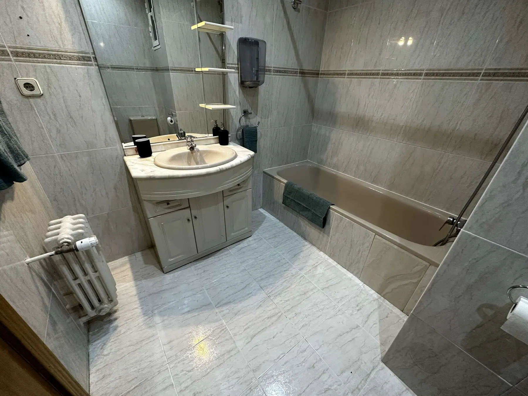 Bathroom in Plaza de España