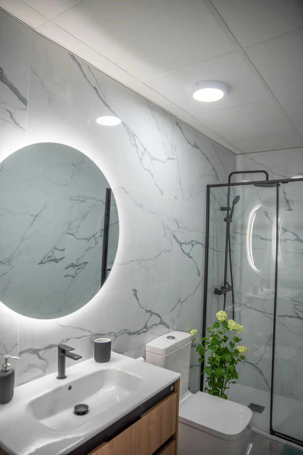 Bathroom in Gran Via