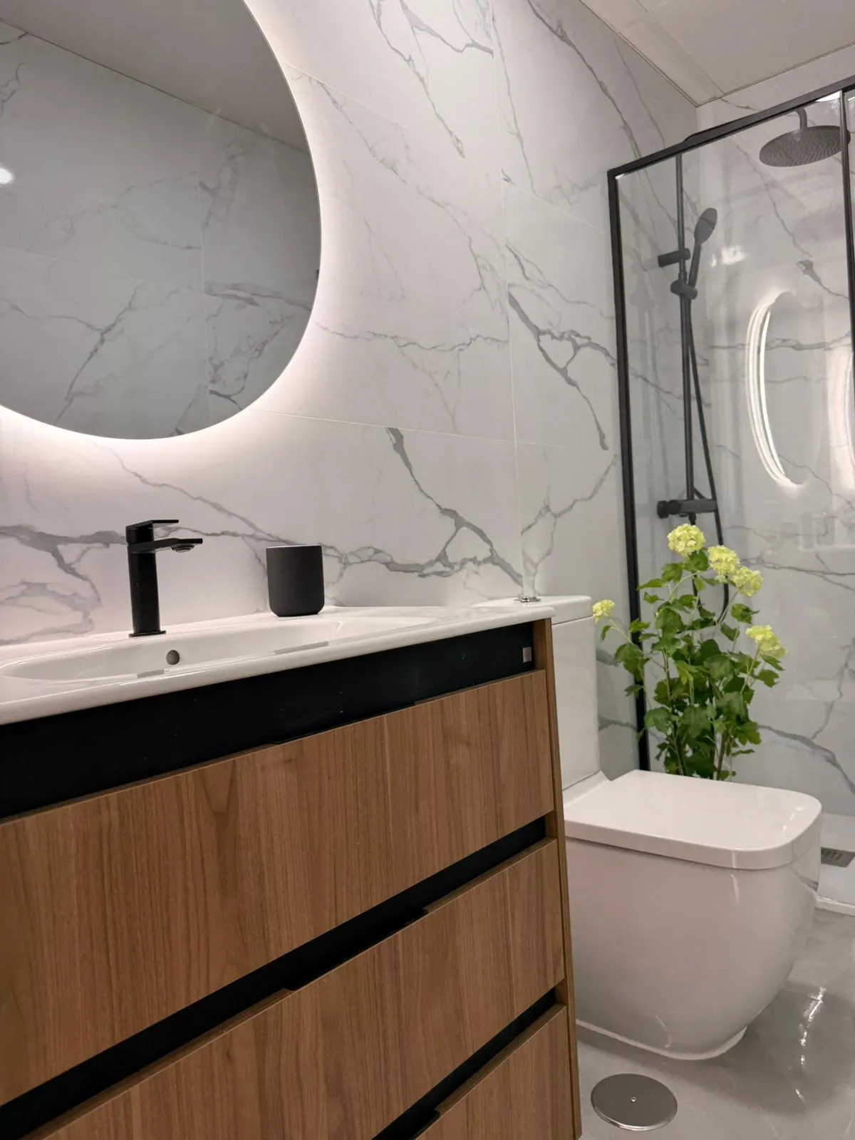 Bathroom in Gran Via