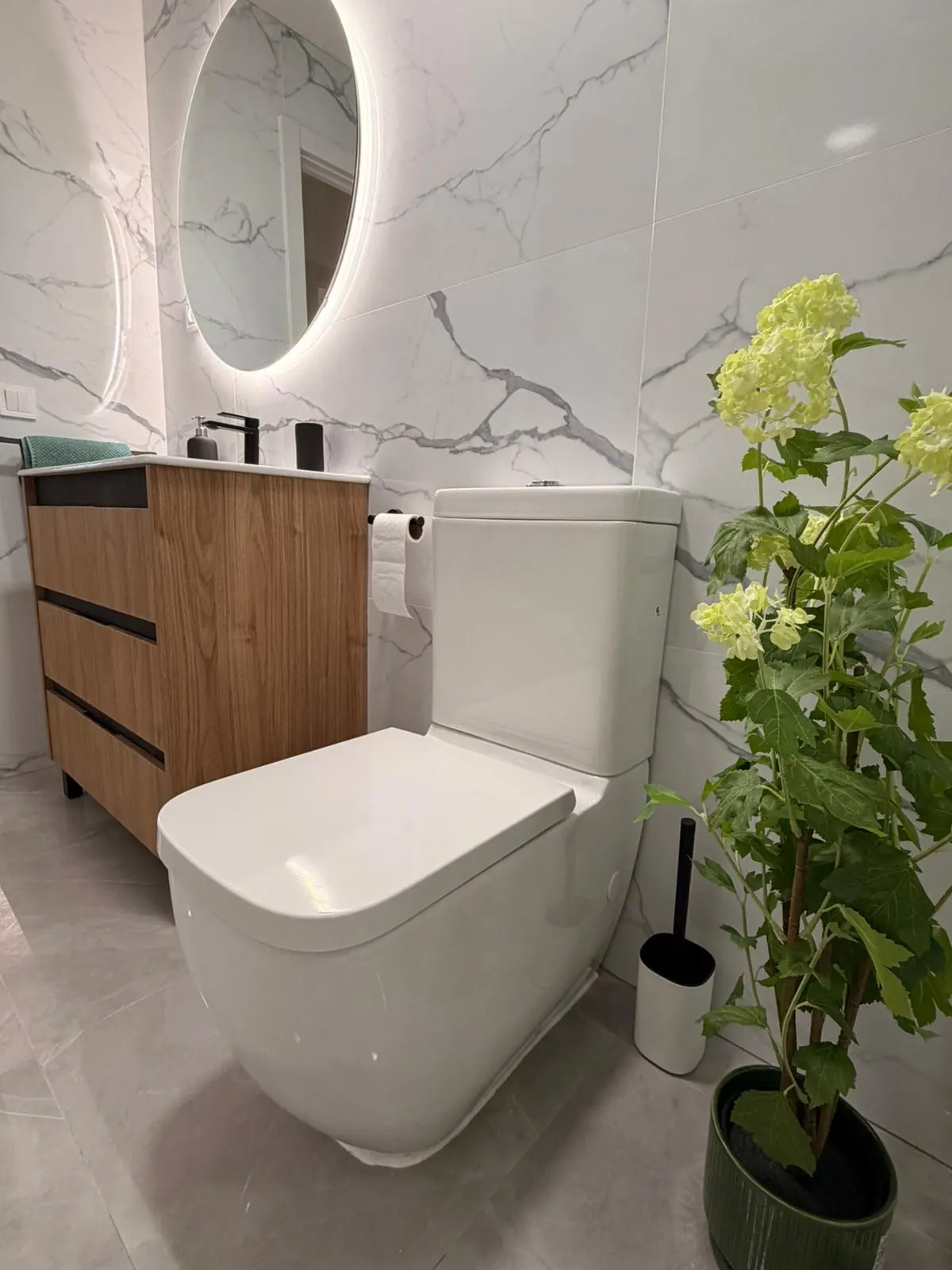 Bathroom in Gran Via