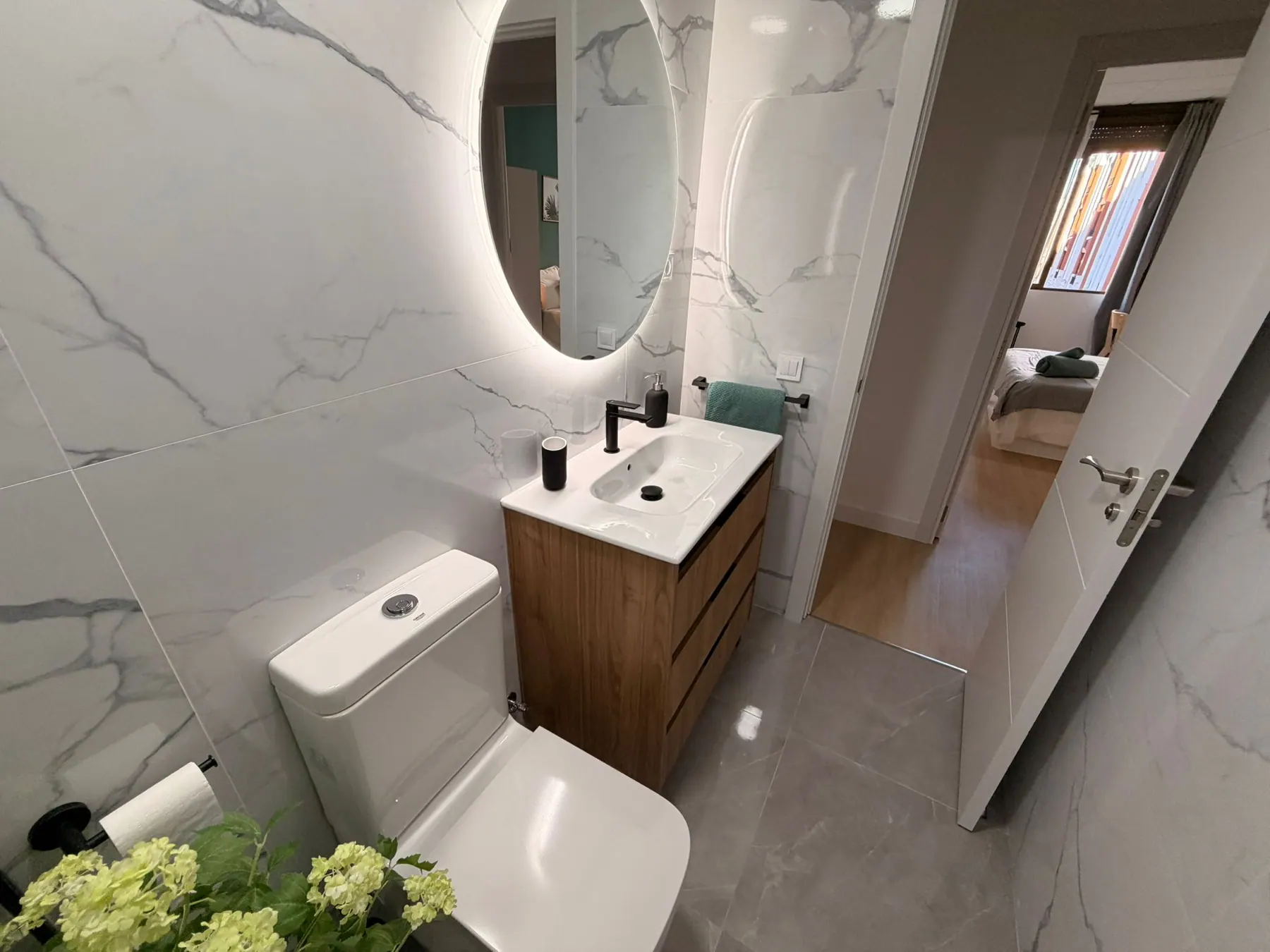Bathroom in Gran Via