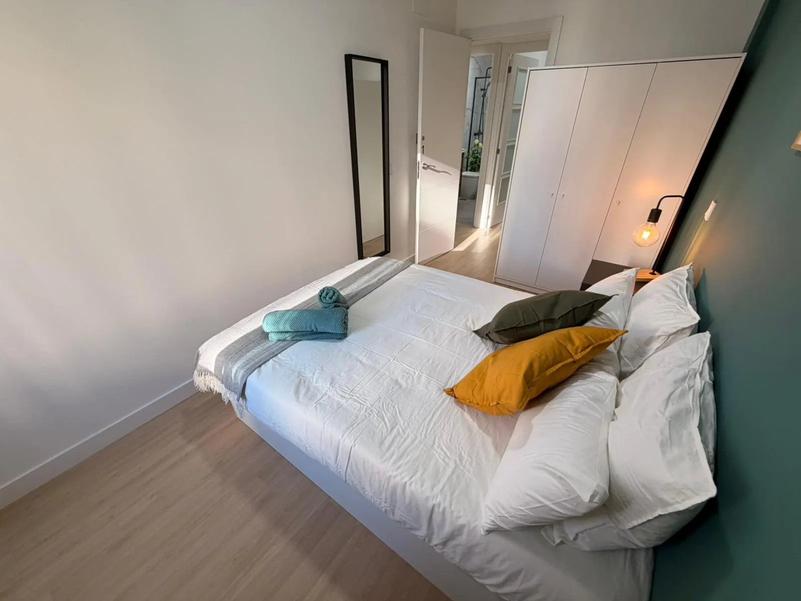 Room 1 in Gran Via