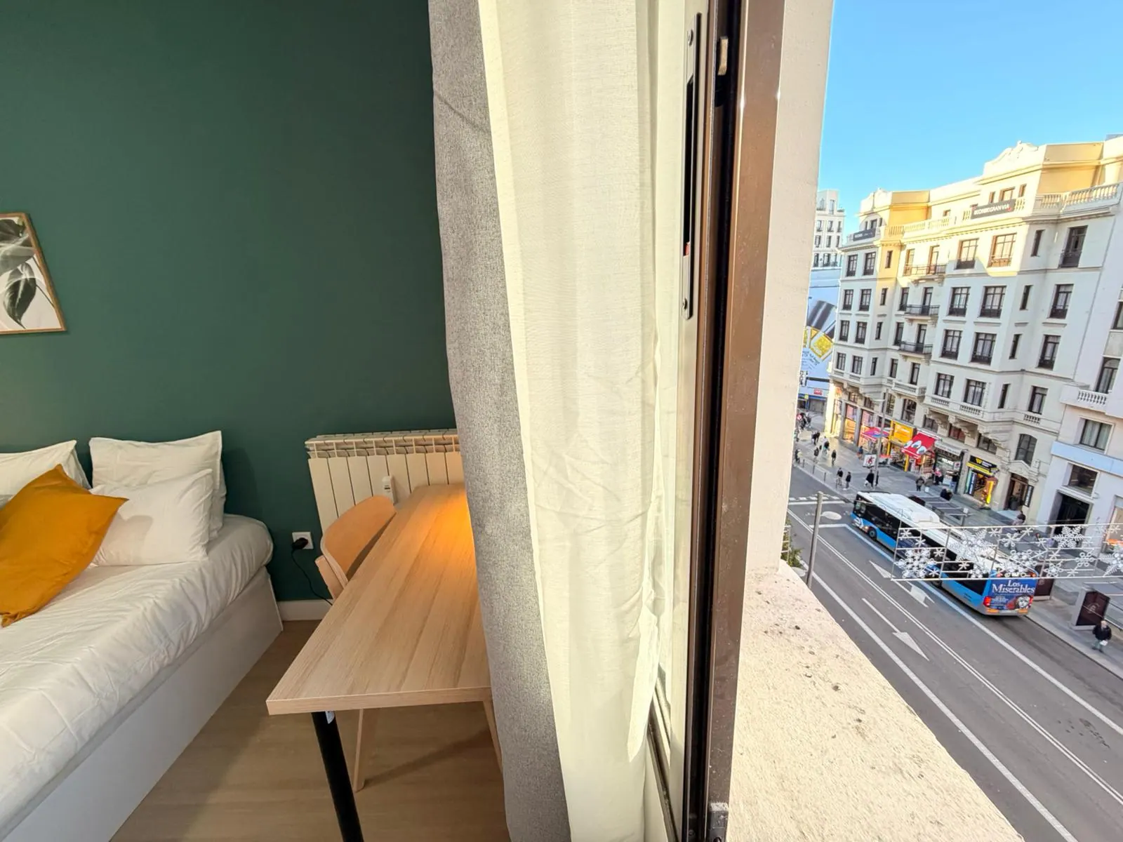 Room 1 in Gran Via