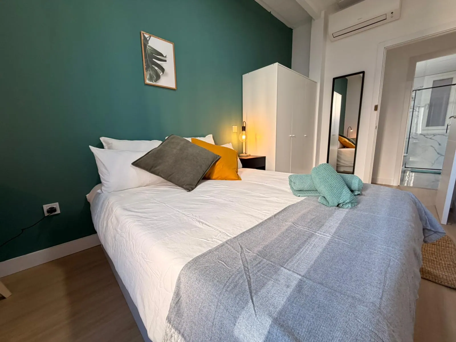 Room 2 in Gran Via