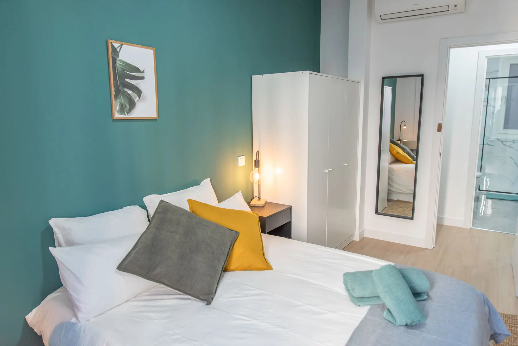 Room 2 in Gran Via