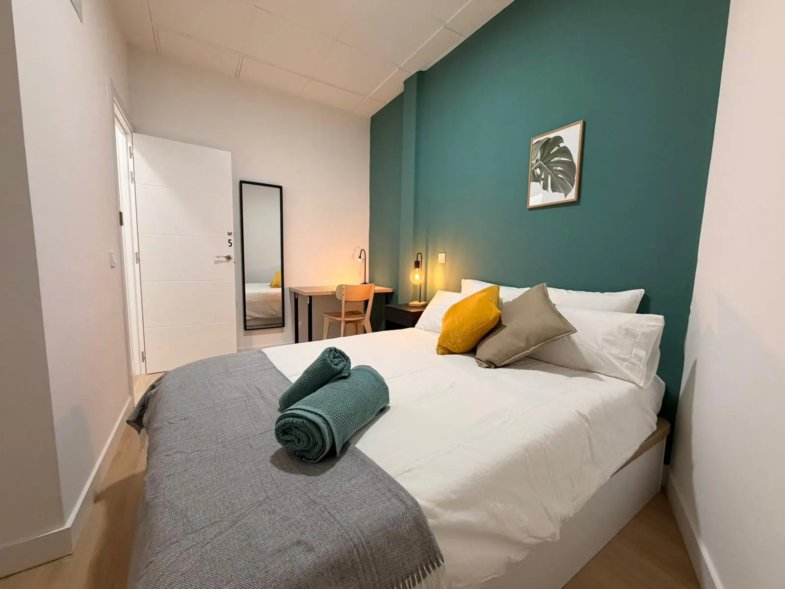 Room 5 in Gran Via