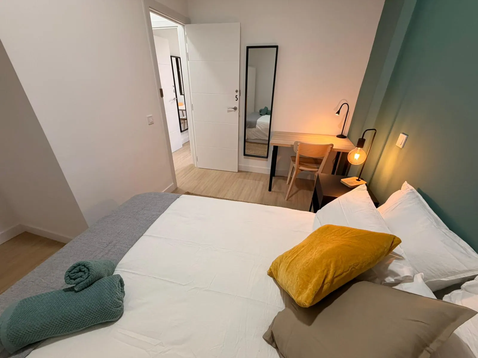 Room 5 in Gran Via