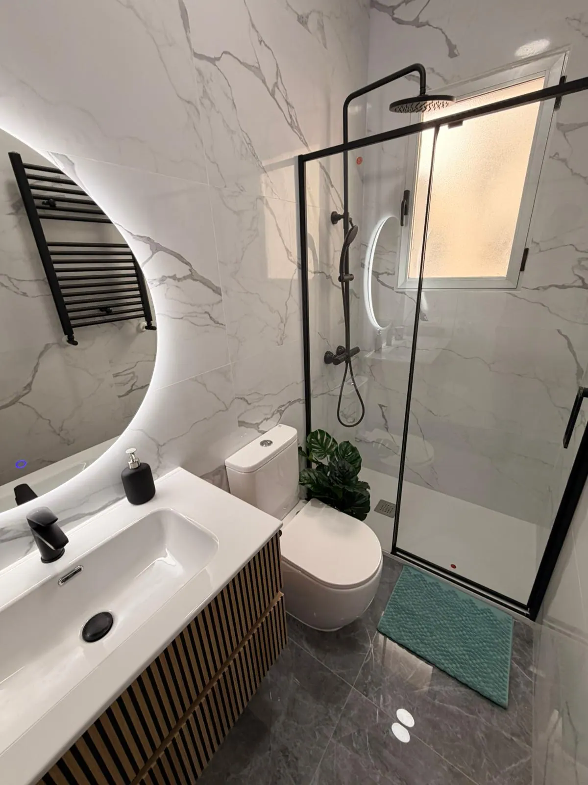 Bathroom in Juanelo