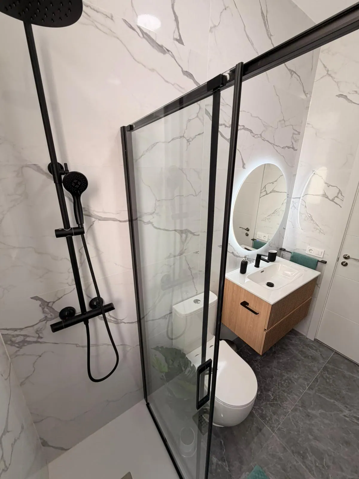 Bathroom in Juanelo