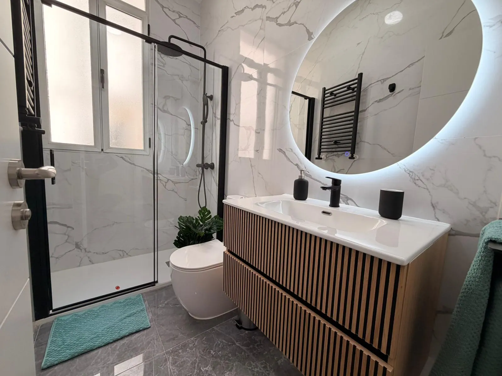 Bathroom in Juanelo