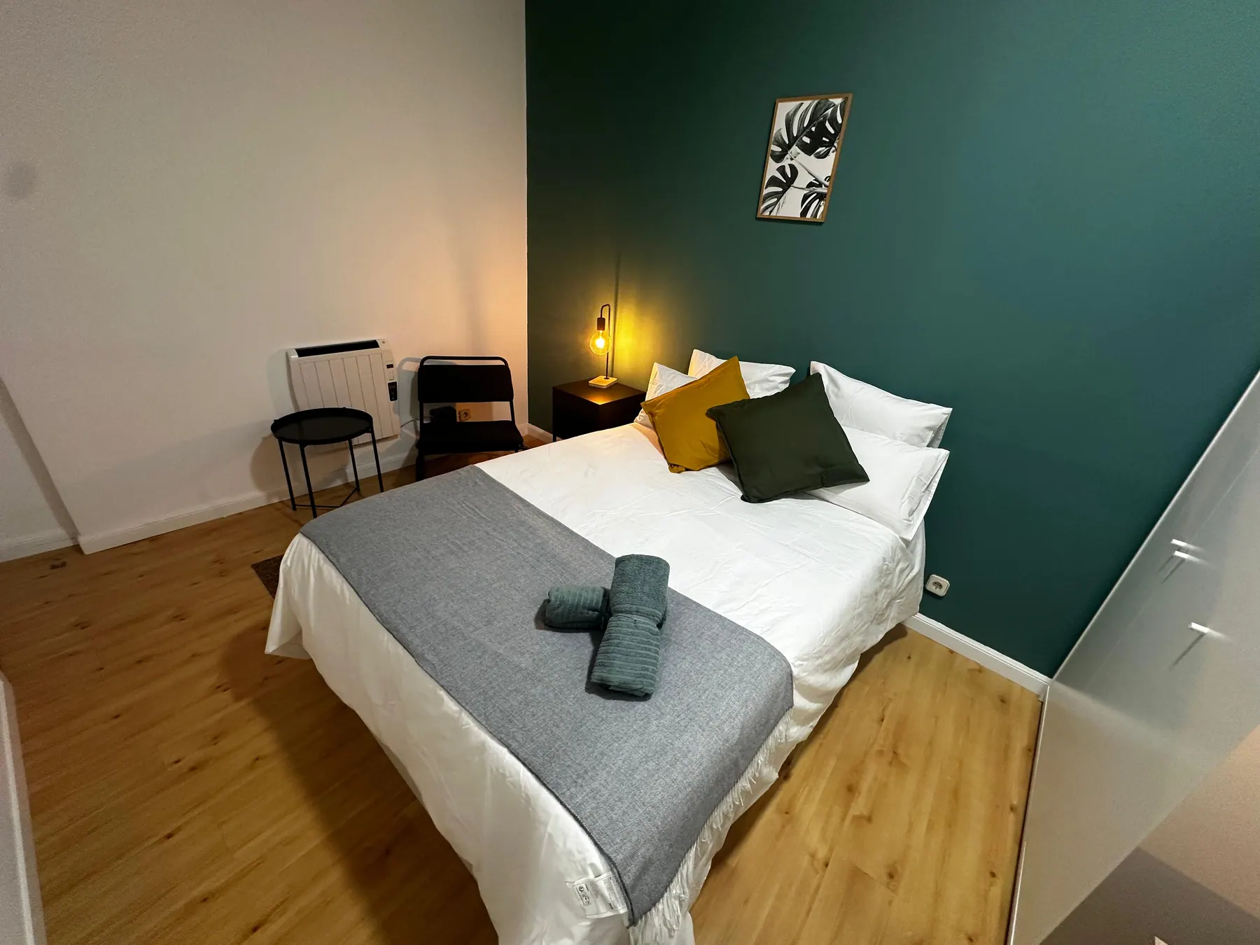 Room 1 in Mayor