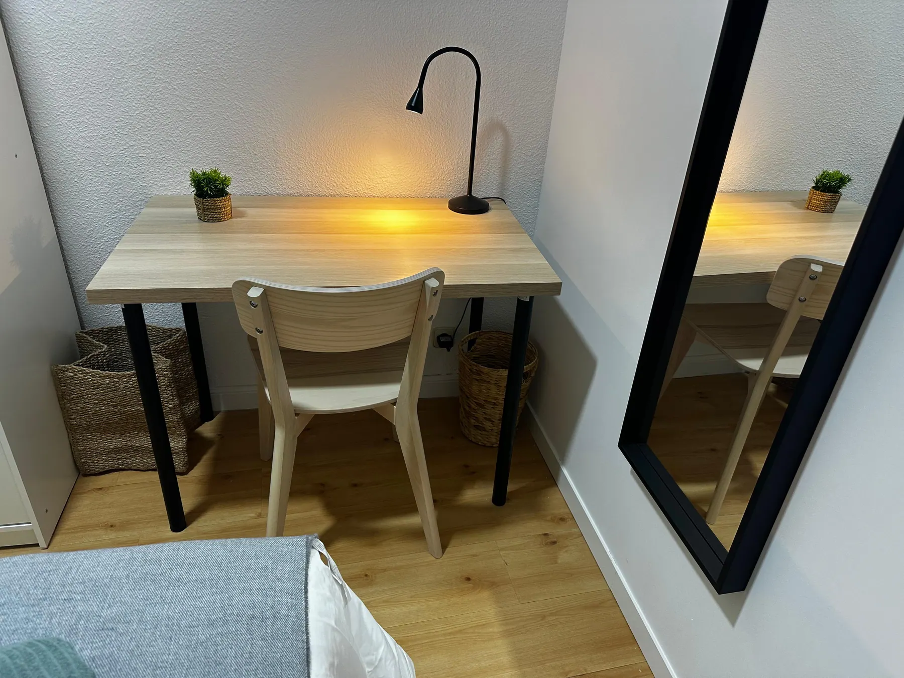 Room 1 in Mayor