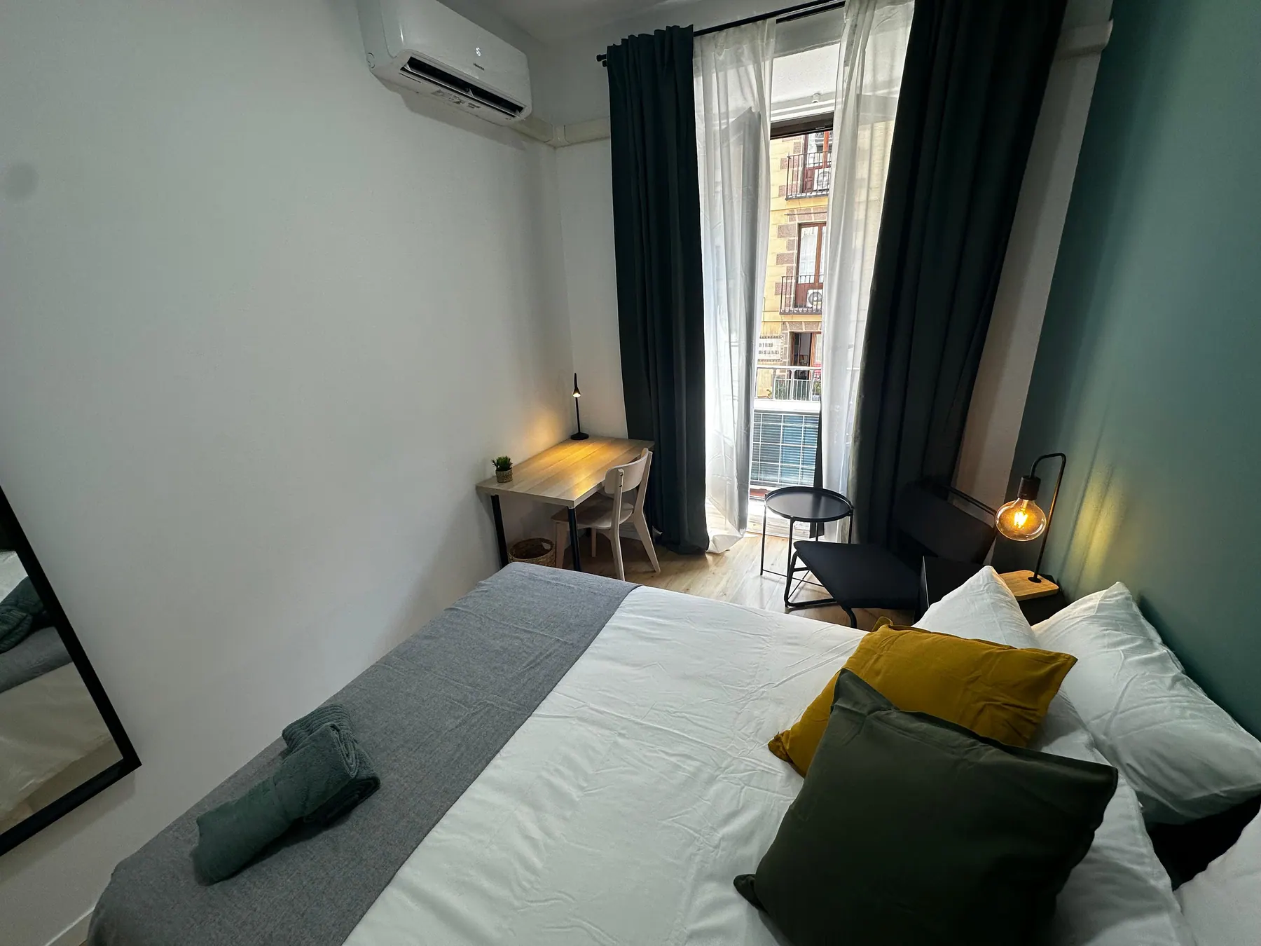 Room 3 in Mayor