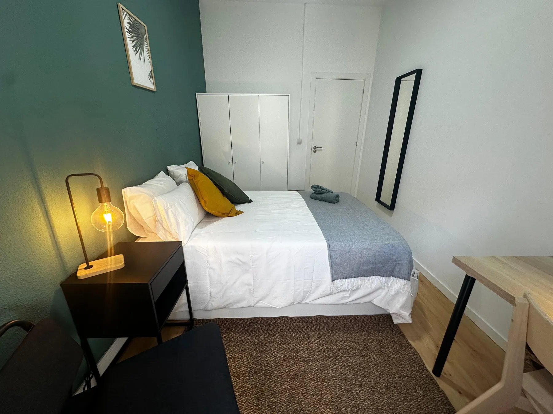 Room 4 in Mayor