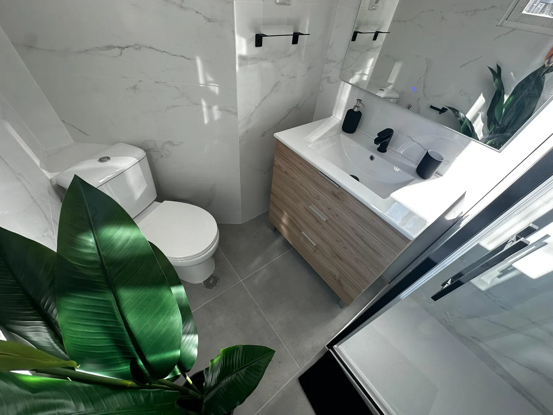 Bathroom in Mayor