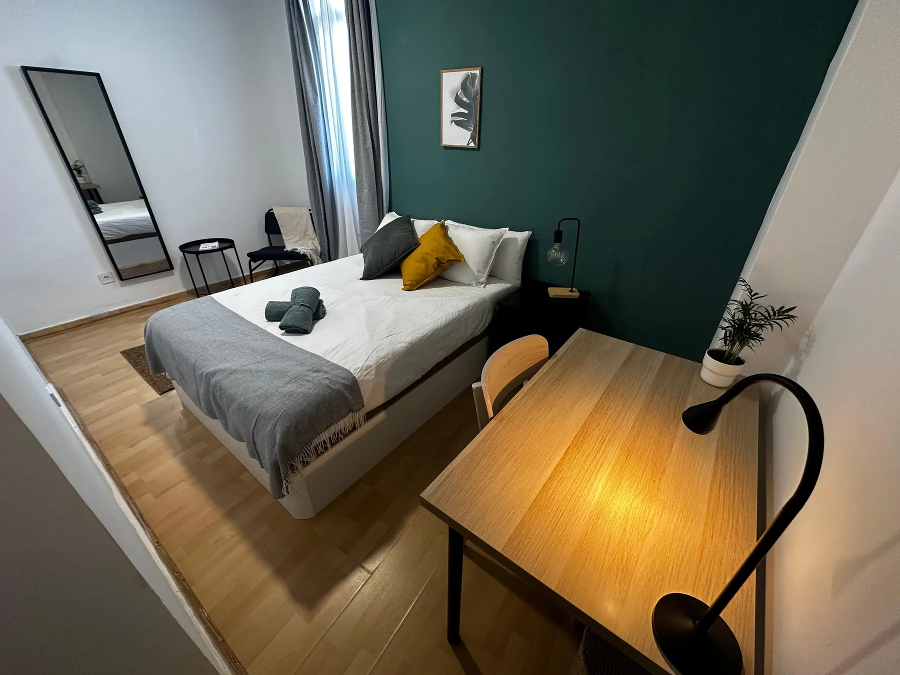 Room 2 in Mayor