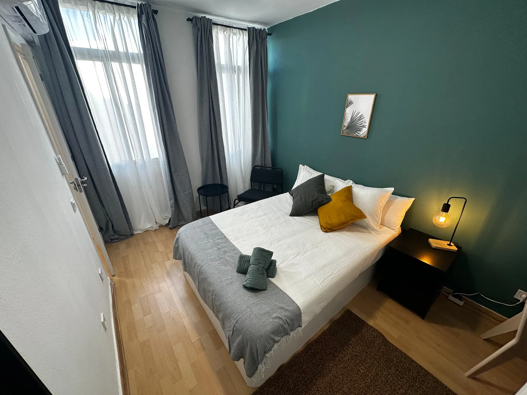 Room 3 in Mayor