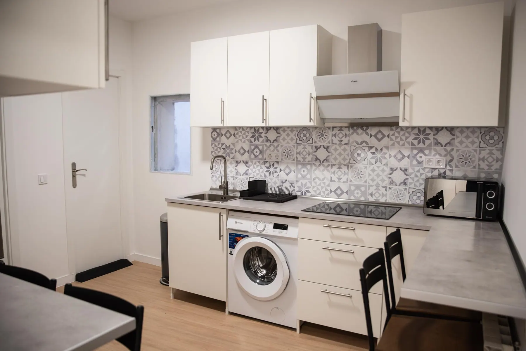 Kitchen in Tirso de Molina