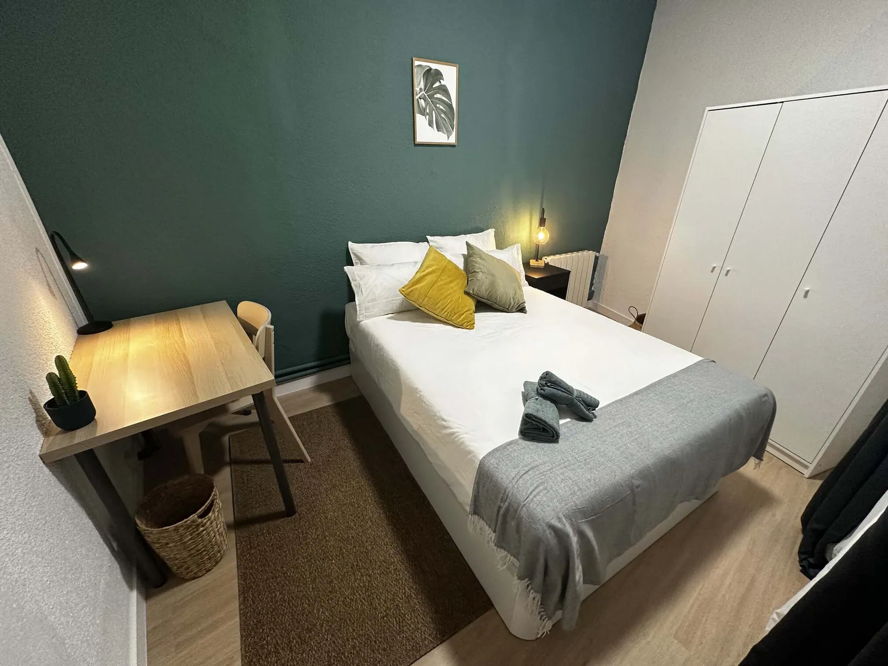 Room R1 in Tirso de Molina