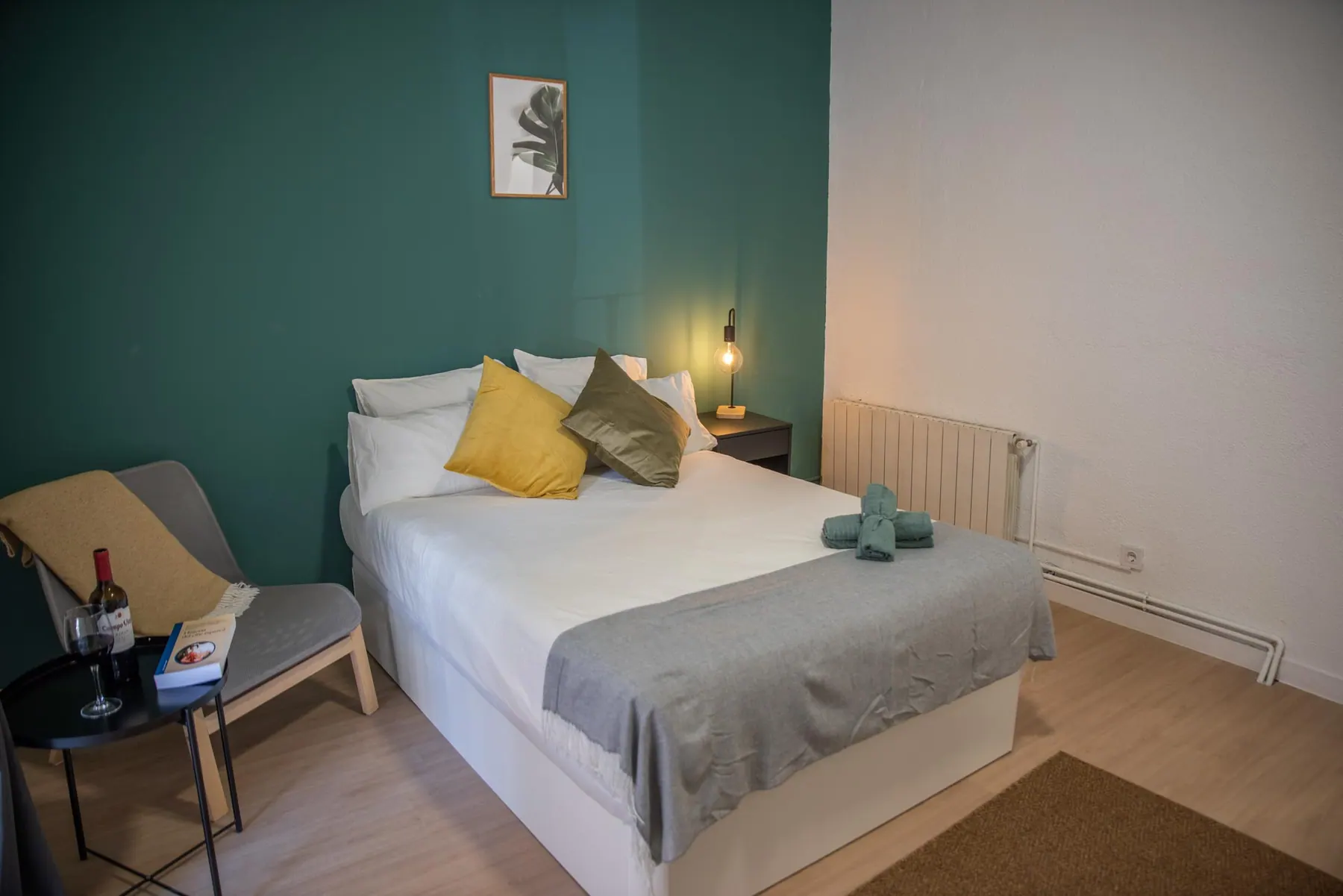 Room R6 in Tirso de Molina