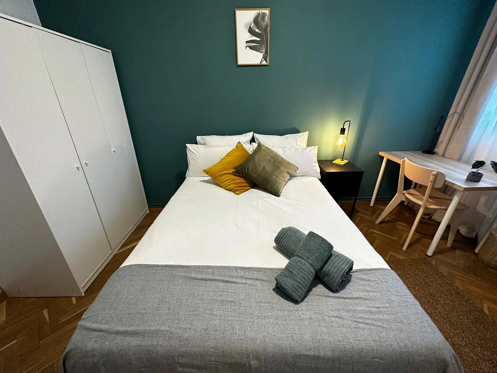 Room R1 in de la Victoria